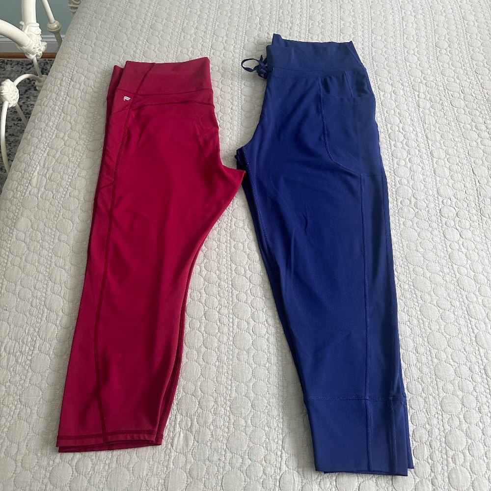 2 Pair Fabletics leggings
